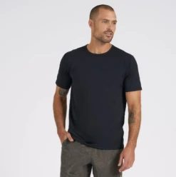 Vuori Men's Zephyr Tee