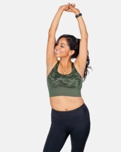 Handful Women's Gametime Sports Bra - (175) -Sports Cheap Shop ezgif.com gif maker 3 35df85db c5b6 4c48 a9c7 6c0526ee7898