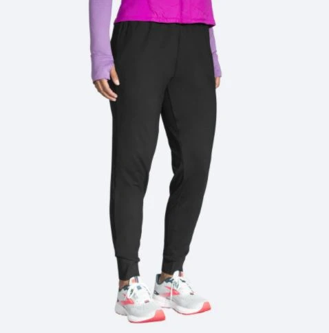 Brooks Women's Momentum Thermal Pant 4 Brooks Women's Momentum Thermal Pant - Image 2